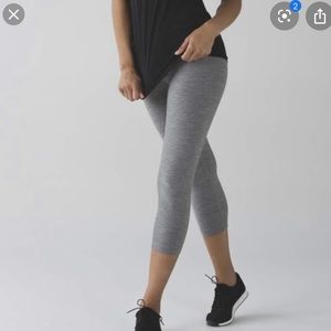 Lululemon cropped leggings